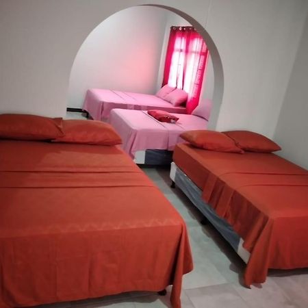 Hotel Galilea El Centro Гватемала Экстерьер фото