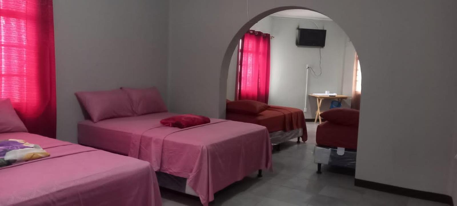 Hotel Galilea El Centro Гватемала Экстерьер фото